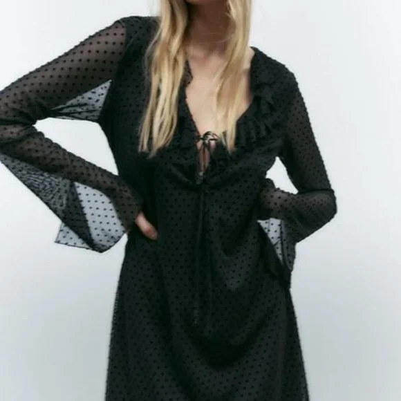 zara ruffled lace dress LACE RUFFLED DRESS ZW COLLECTION - Ecru